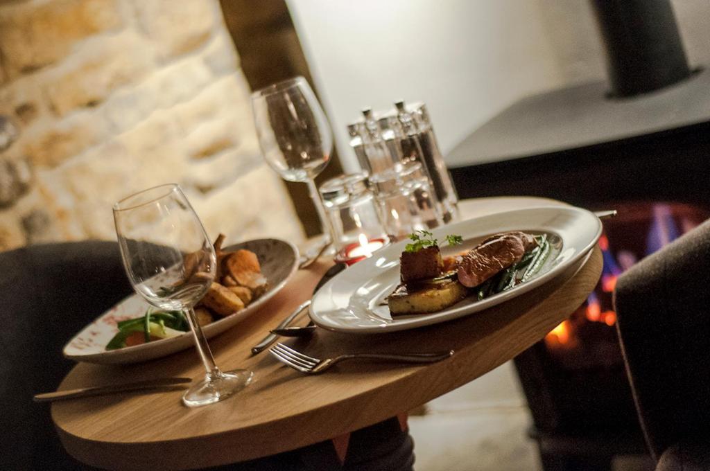 The Three Pigeons Inn Banbury Bagian luar foto